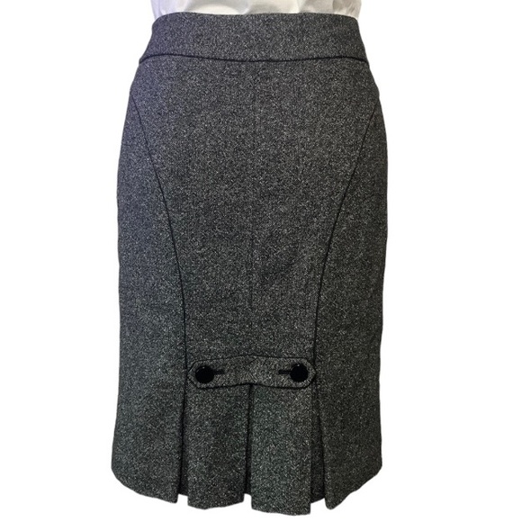 Ann Taylor Tweed Wool / Silk Blend Pencil Skirt Size 4P - Picture 5 of 14